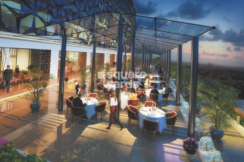 Clover Hills Plaza Amenities-Features 2