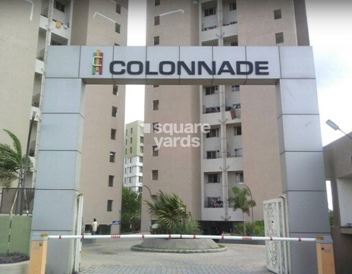 Colonnade Apartment Entrance View