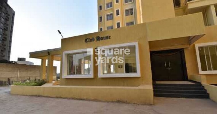 DMK Stella Clubhouse External Image