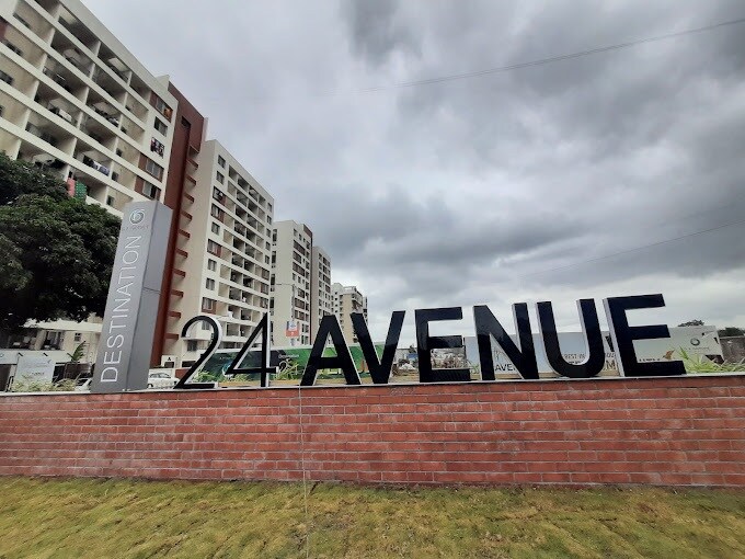 DR Destination 24 Avenue