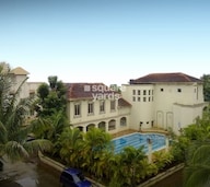 Five Gardens Amenities-Features