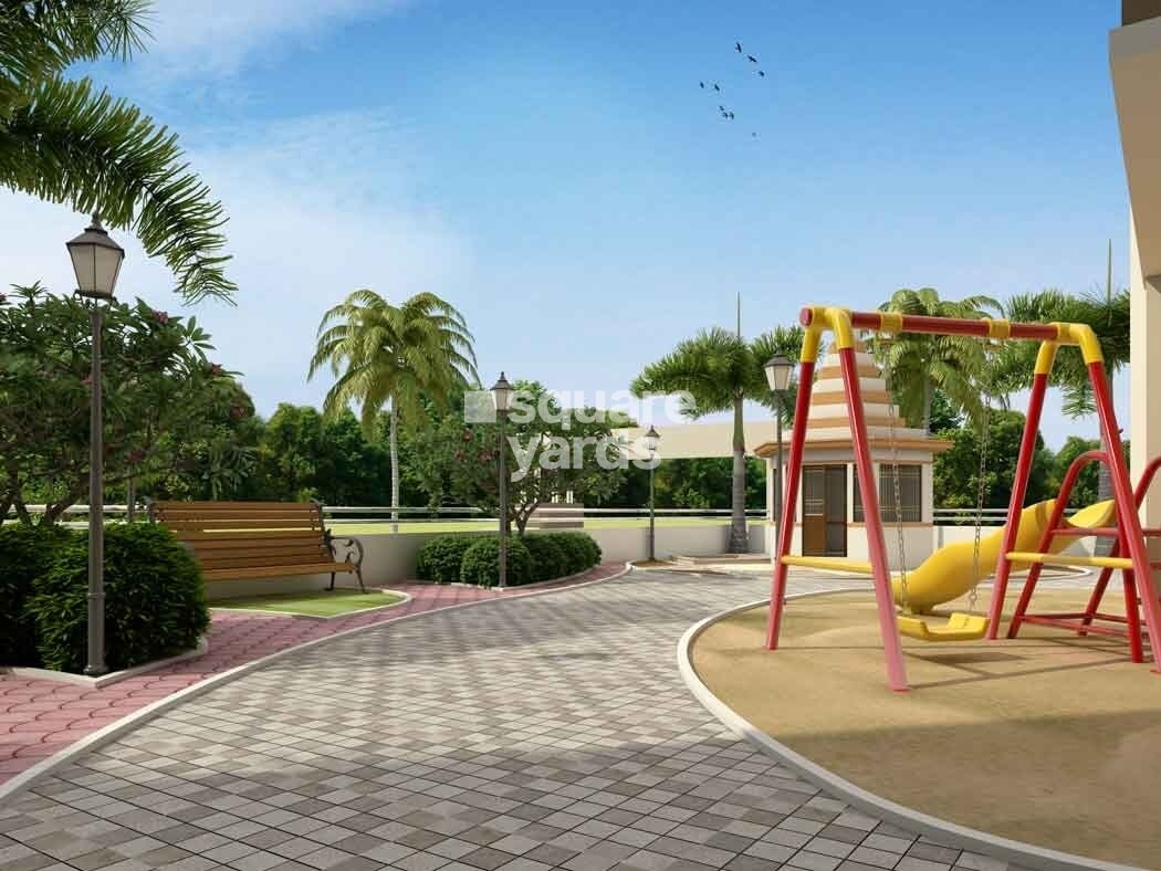 GNP The Riverside Amenities-Features