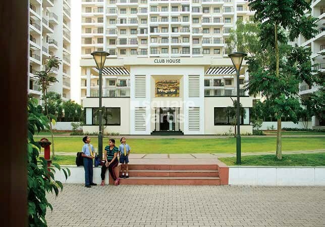 Kolte Patil Ivy Apartments Clubhouse External Image