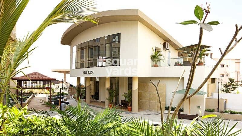 Kool Homes Solitaire II Clubhouse External Image