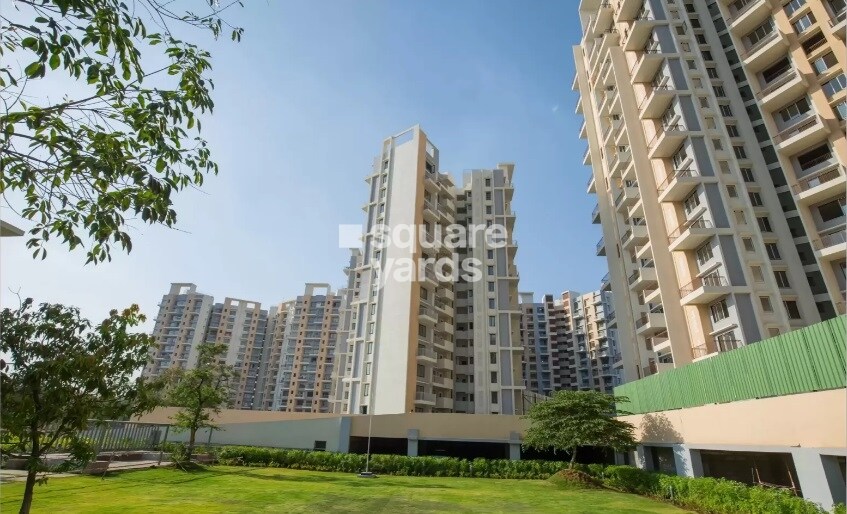 Mahindra Antheia C3 Tower View