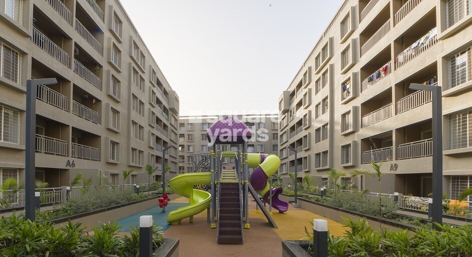 Mantra 29 Gold Coast Amenities-Features 1