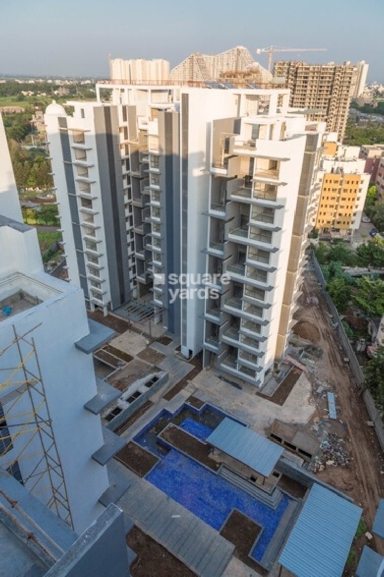 Marvel Arco Tower View