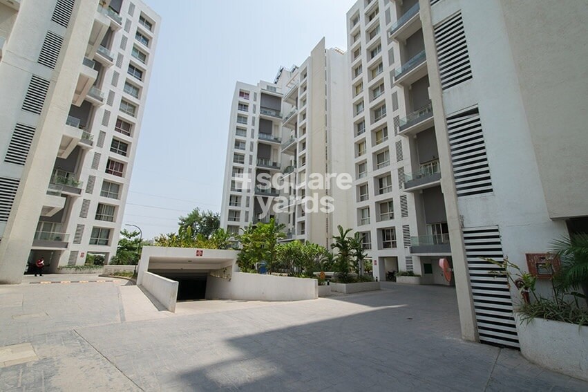 Marvel Azure Amenities-Features