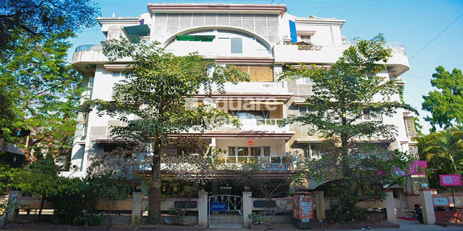 Naiknavare Sonejai, Prabhat Road, Pune