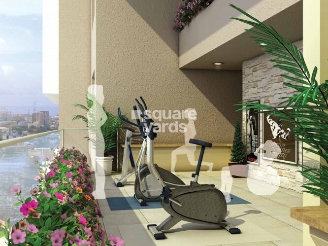 New Front 48 East Park Amenities-Features