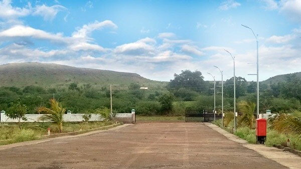 Nine Jewels Bella Vista