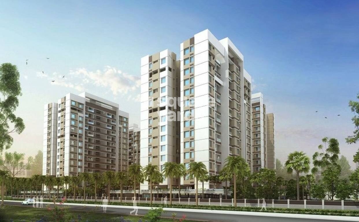 Om Tropical Palms Tower View 4