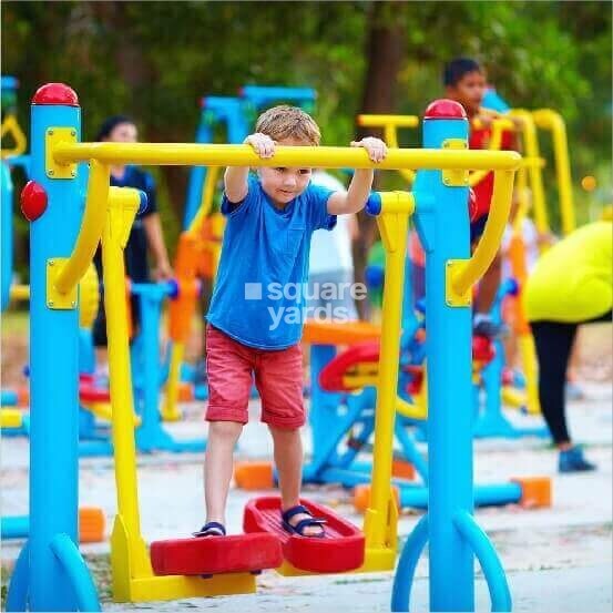 Peninsula Address One Phase 6 Amenities-Features 2