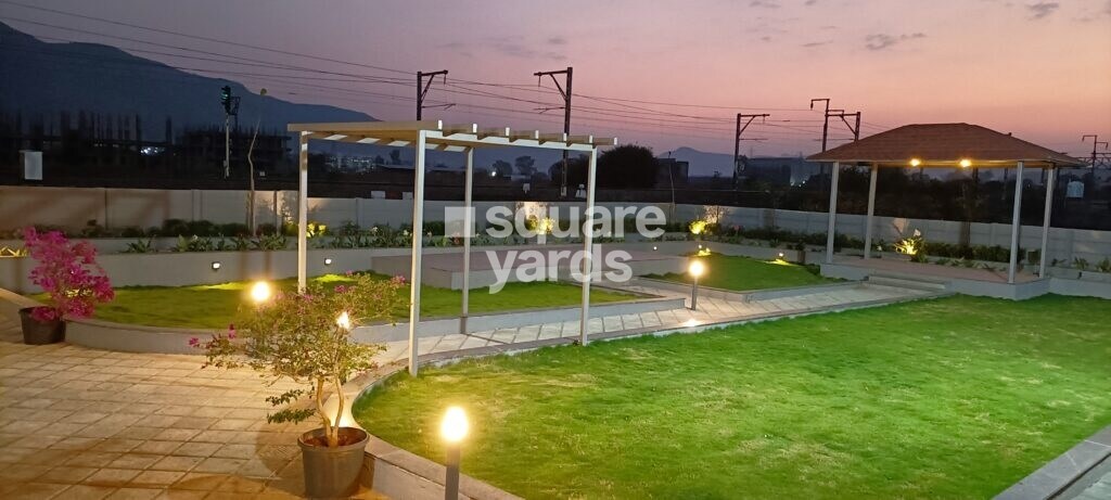 Planet I Osian Life Lands