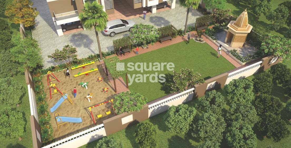 Pride Silver Crest Amenities-Features