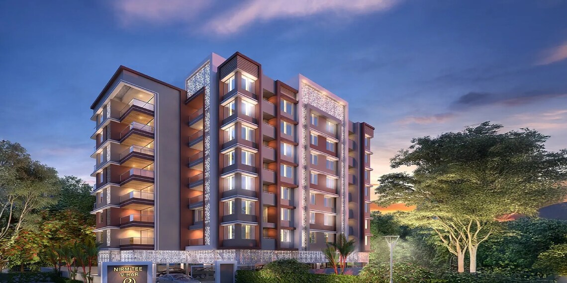 Ravetkar Nirmitee Vihar Cover Image