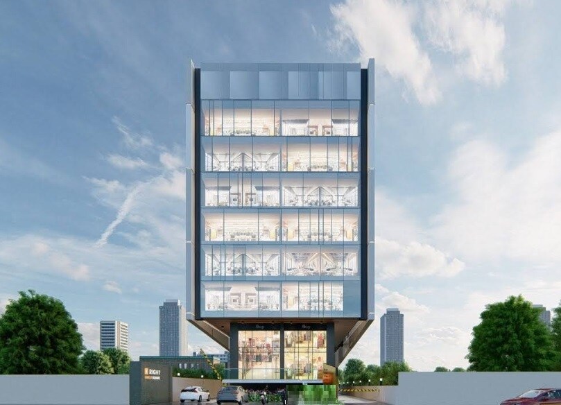 Right Barca Square Commercial Exteriors