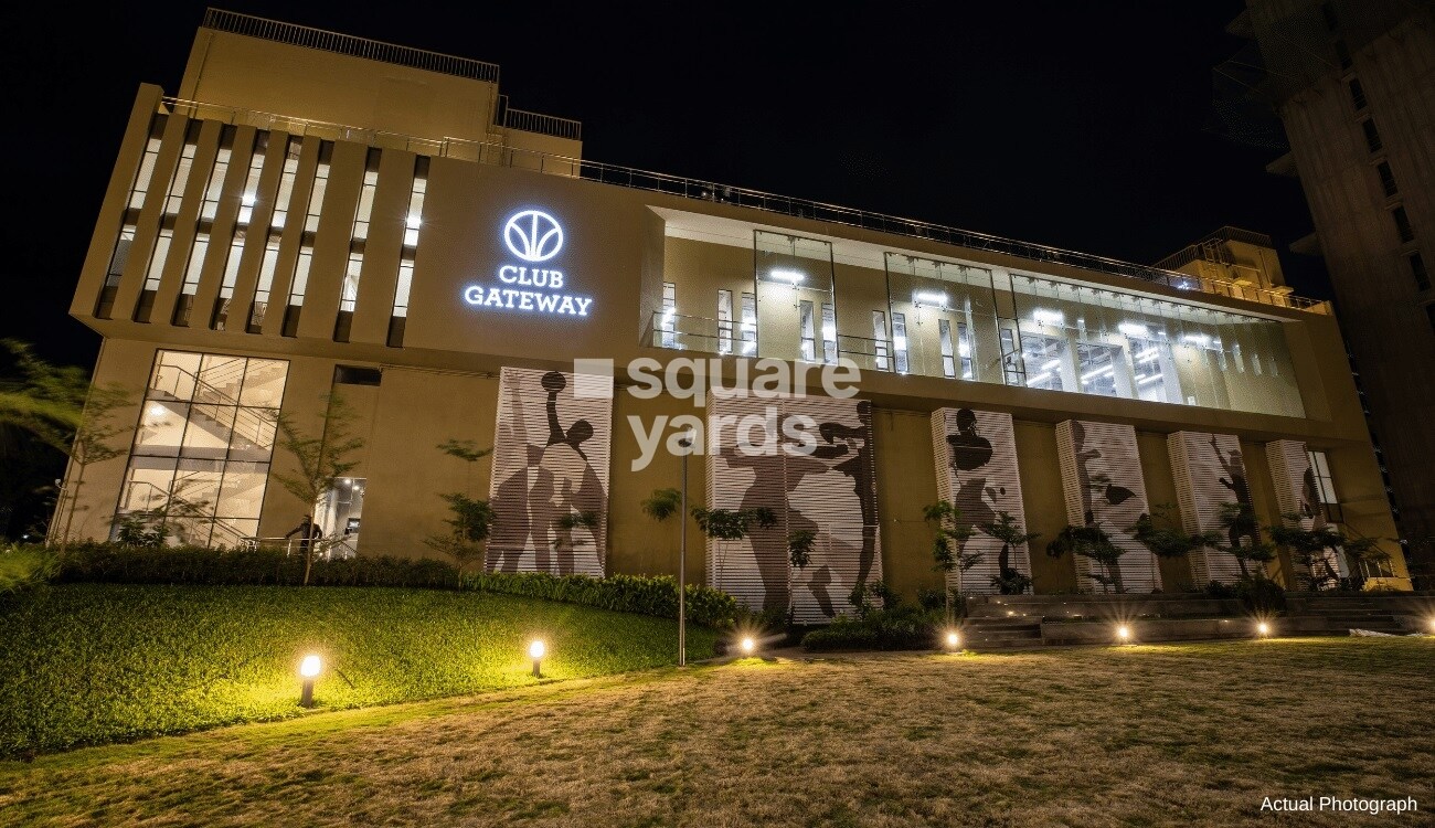 Runal Gateway Clubhouse External Image