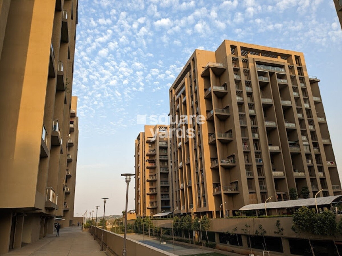 Skyi Manas Lake Tower View 10