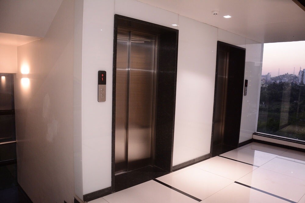 Suratwala Mark Plazzo Lift Lobby Image