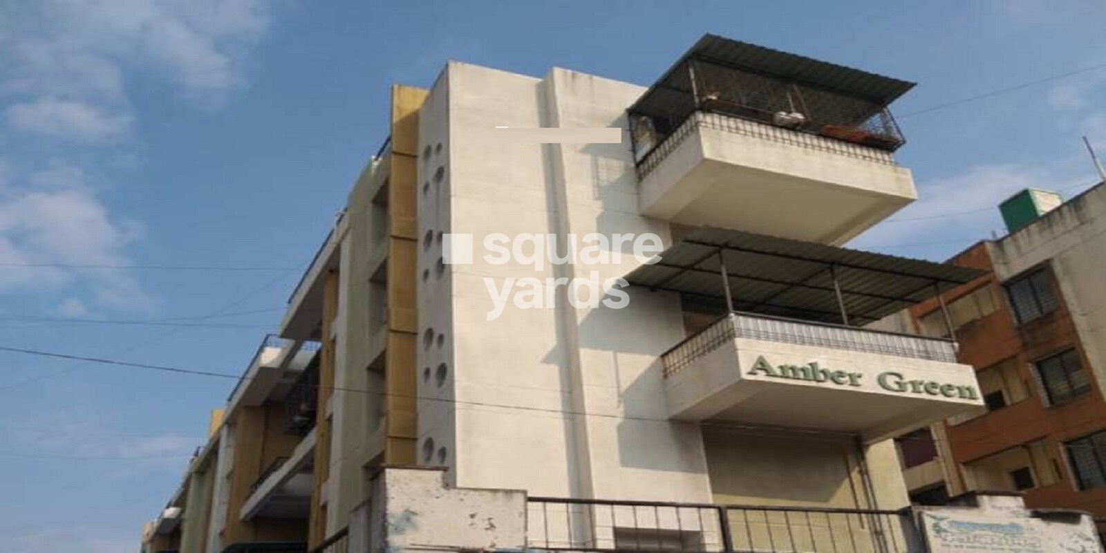 Trimurti Amber Green