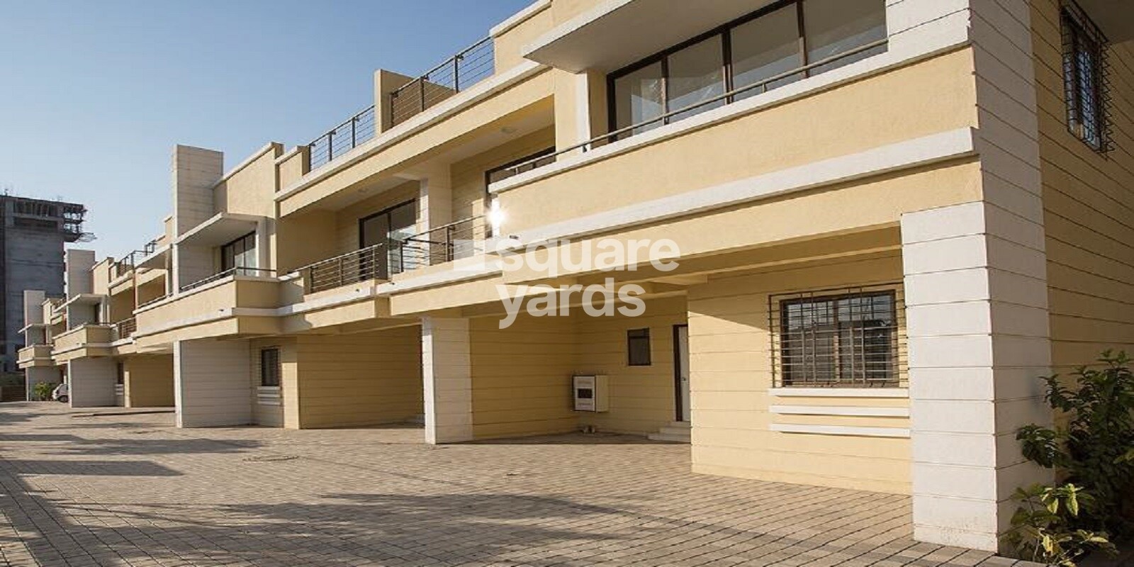 Vaswani Brookefield Manor