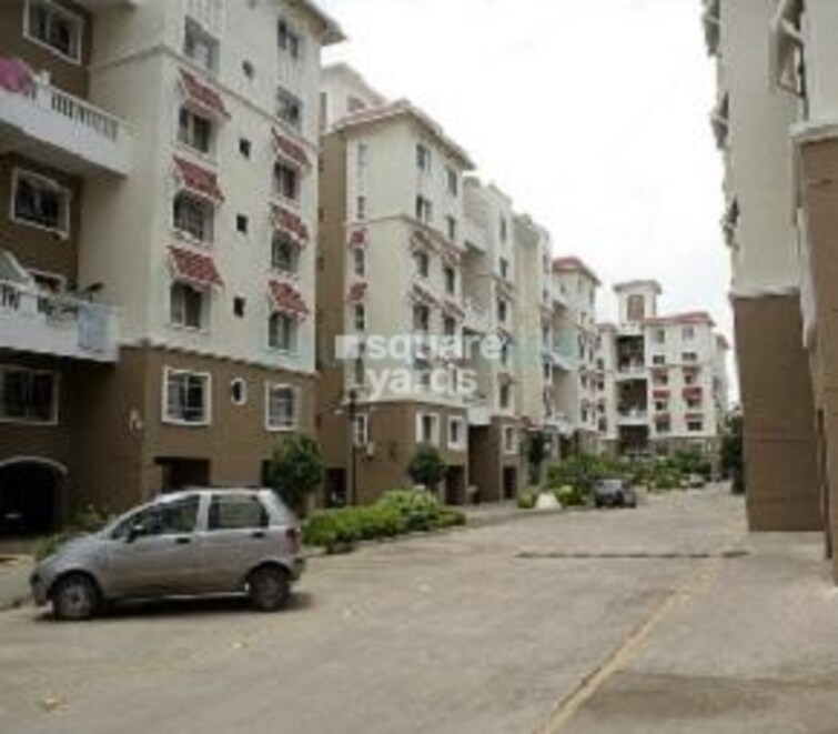 Kasturi La Vida Loca Cover Image