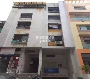 Moti Ratna Apartment