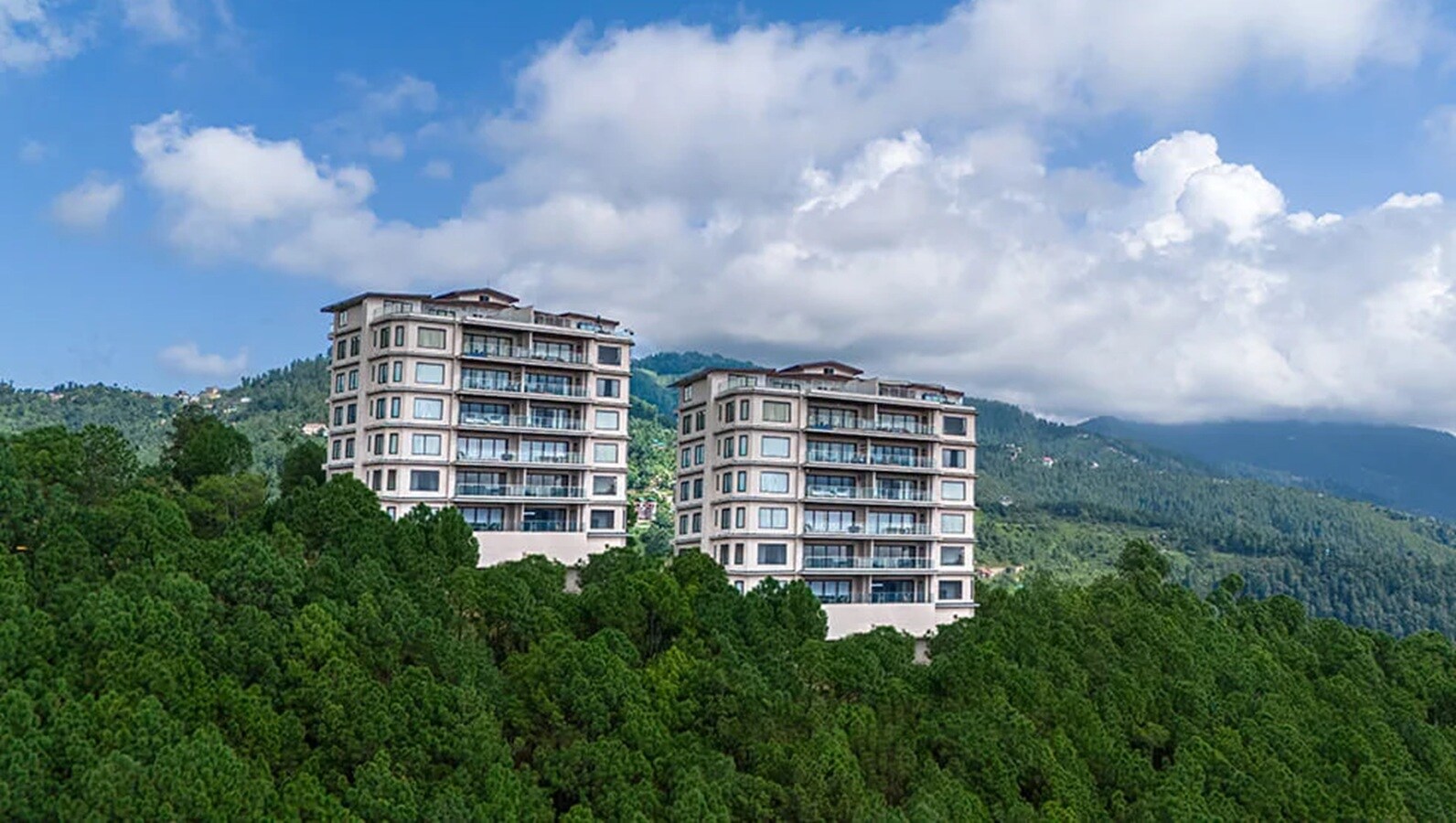 Imperial Auramah Valley Apartment Exteriors