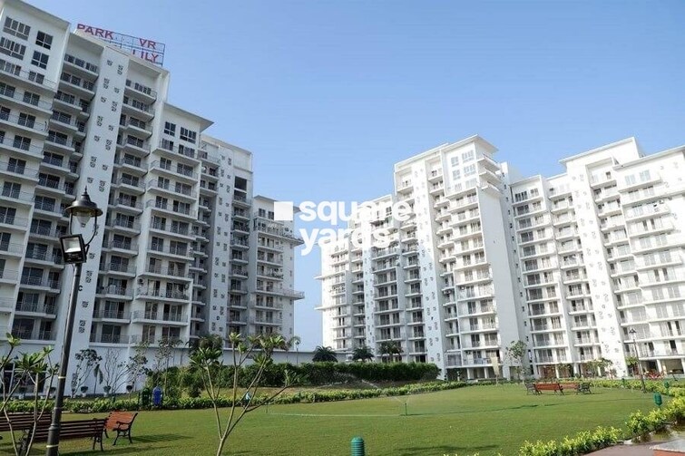 Parker White Lily Tower View 1