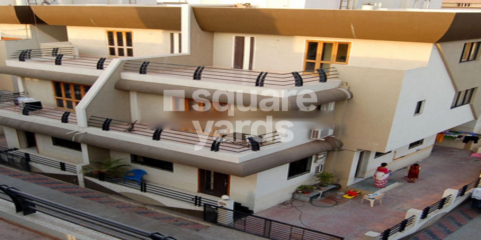 Rajhans Aakruti Bungalows, Vesu, Surat