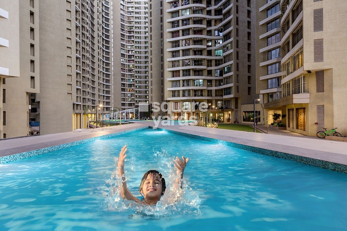 Acme Alpinia Amenities-Features