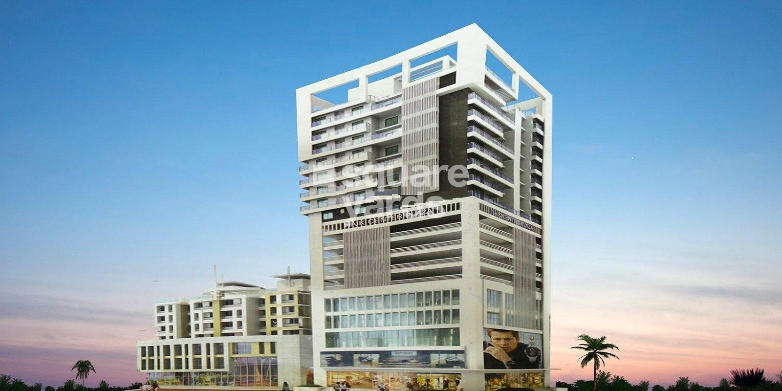 Clean Naiks Central Plaza