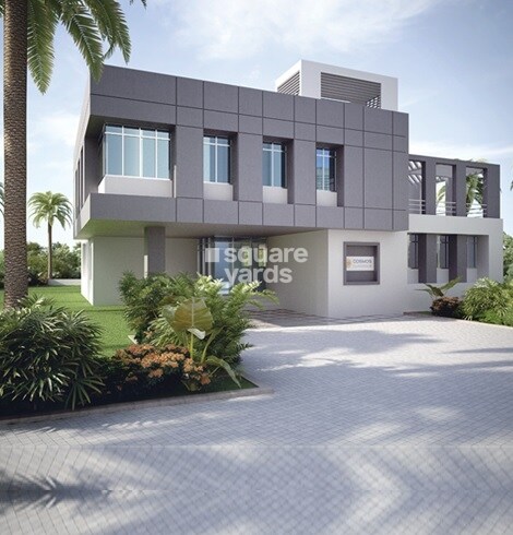 Cosmos Hilton Clubhouse External Image