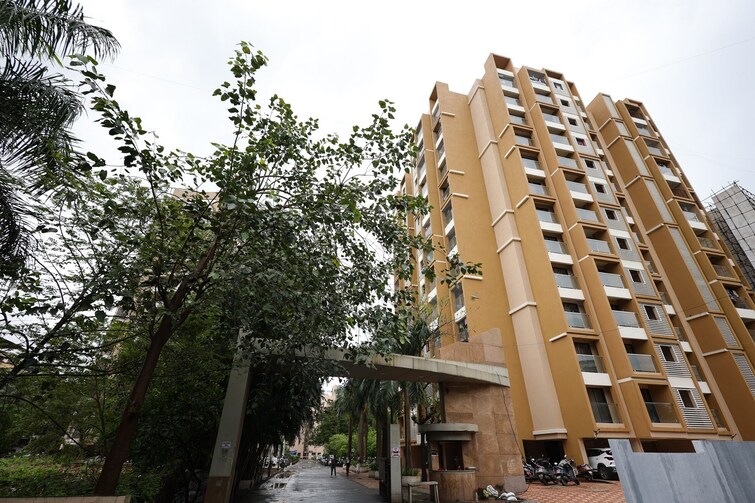 D V Shree Shashwat Apartment Exteriors 4