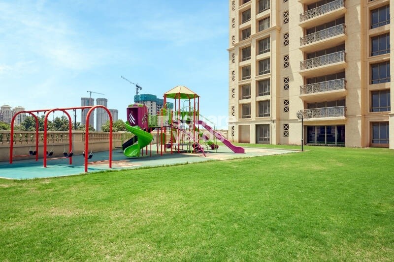 Hiranandani Cardinal Amenities-Features 1