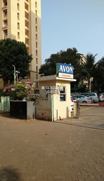 Hiranandani Estate Avon Entrance View