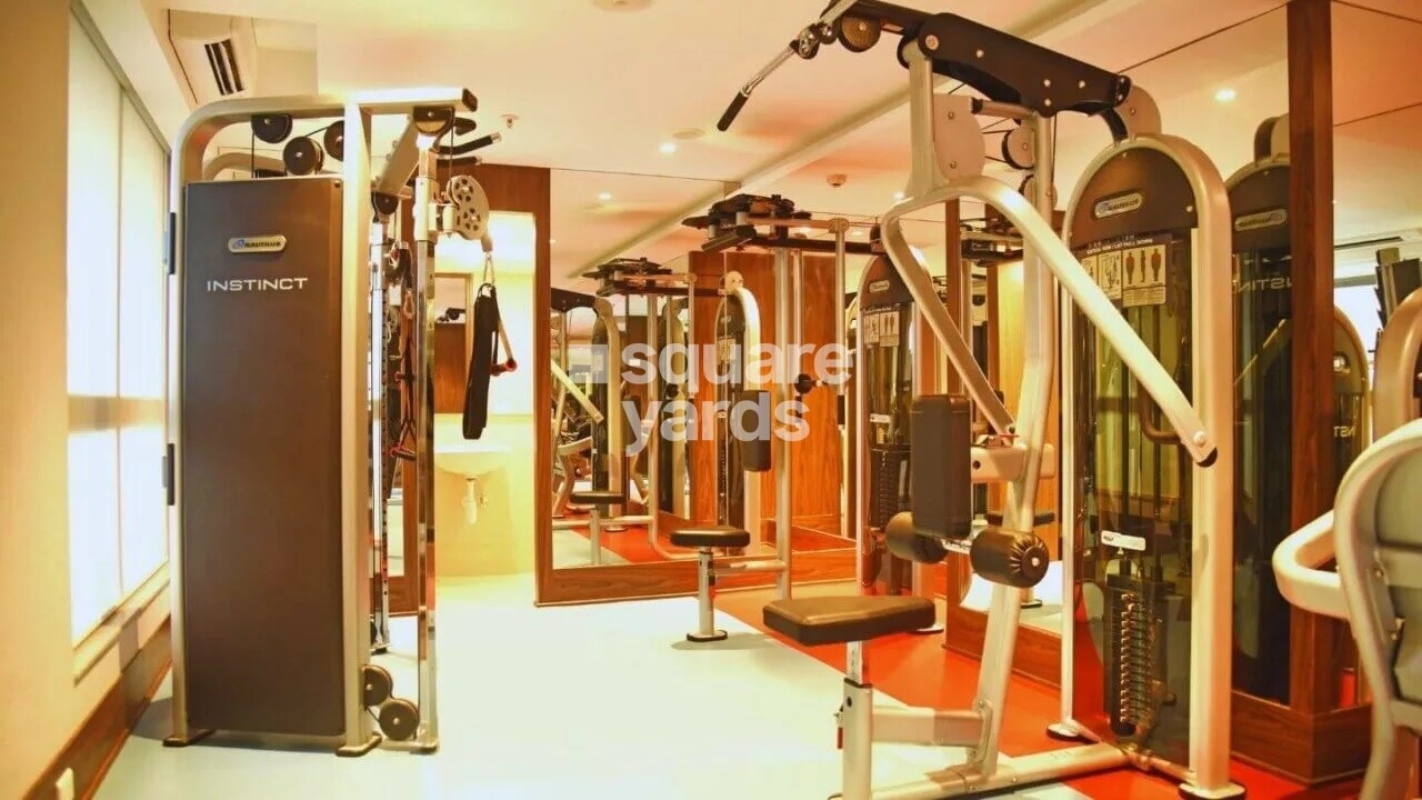 Hiranandani Estate Park Plaza A Gymnasium Image