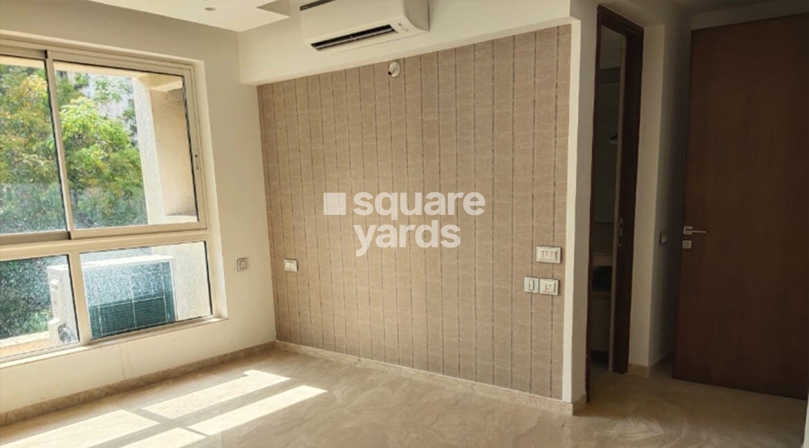 Hiranandani Meadows Apartment Interiors 1