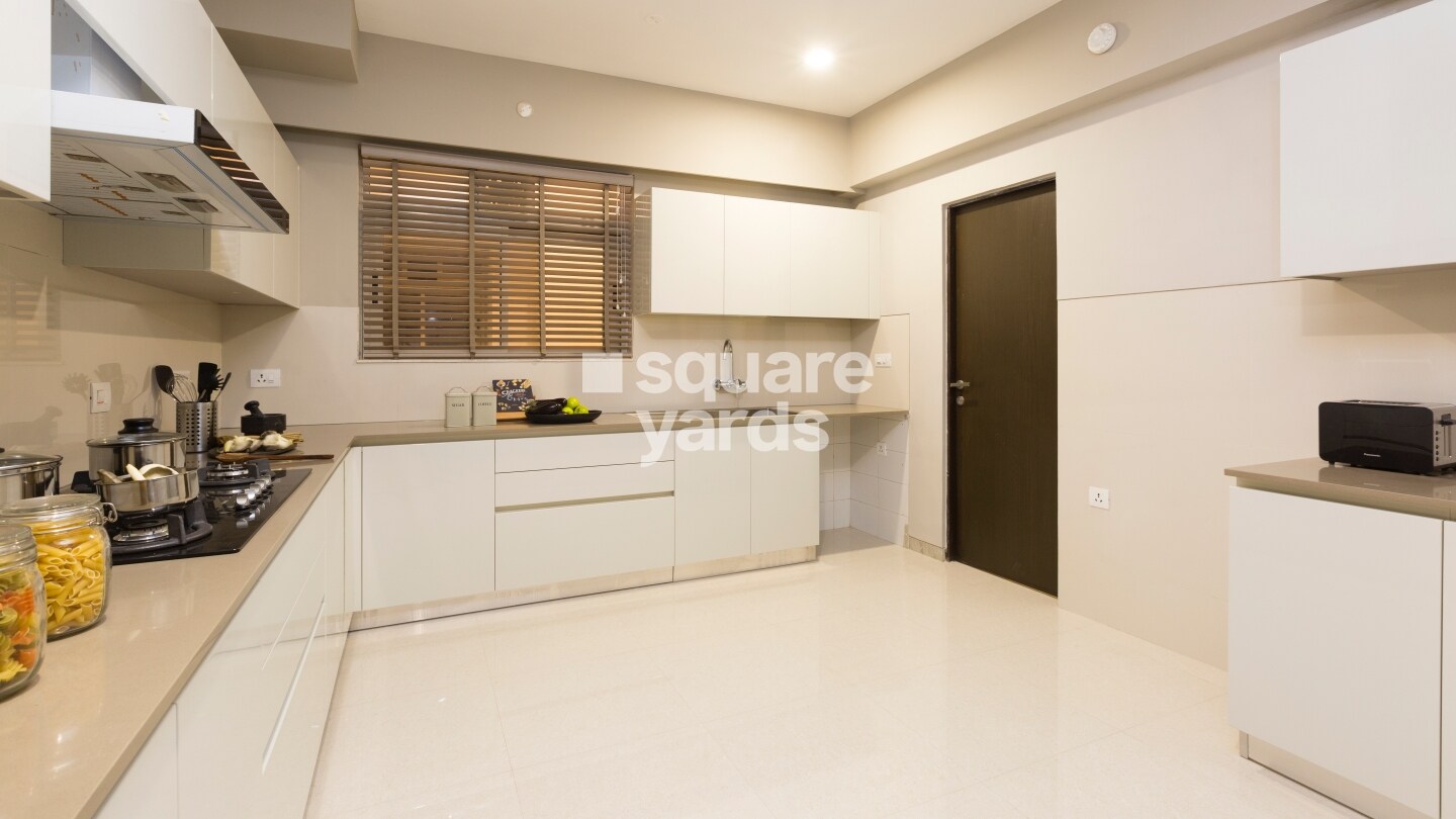 Hiranandani Royce Apartment Interiors 7