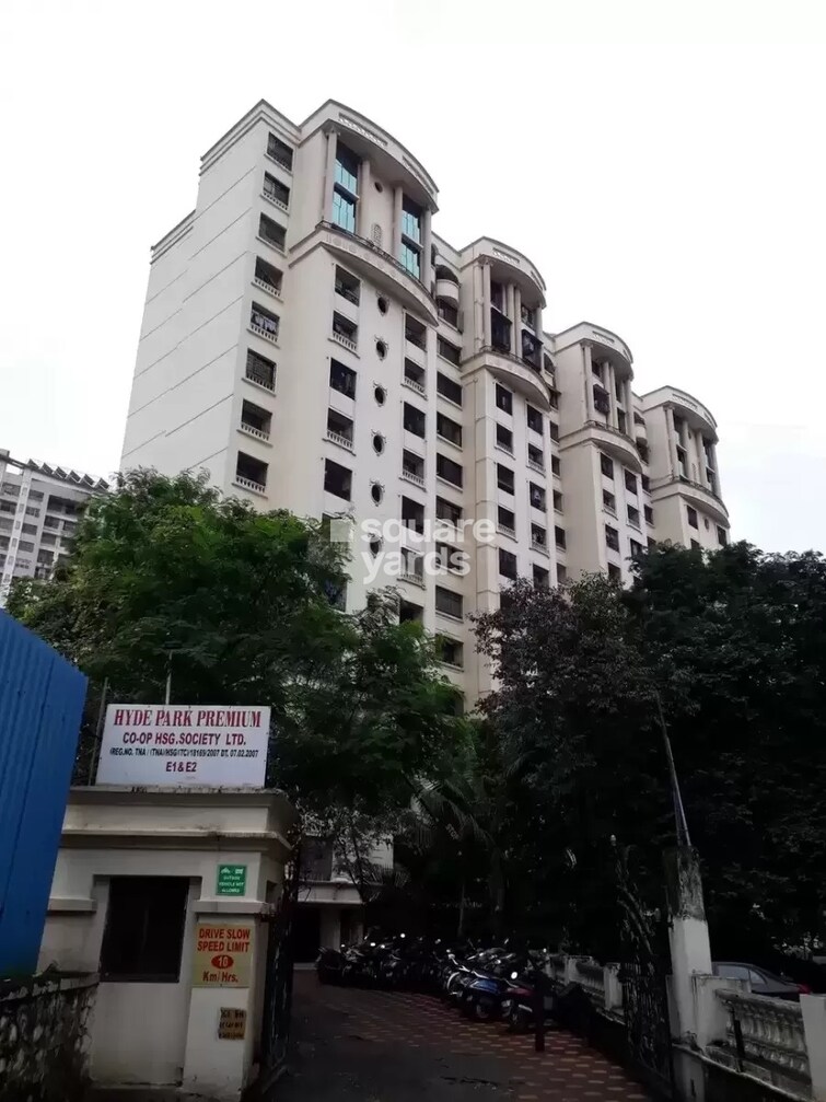 Kabra Hyde Park Entrance View