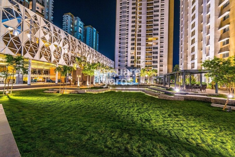 Lodha Luxuria Priva Amenities-Features