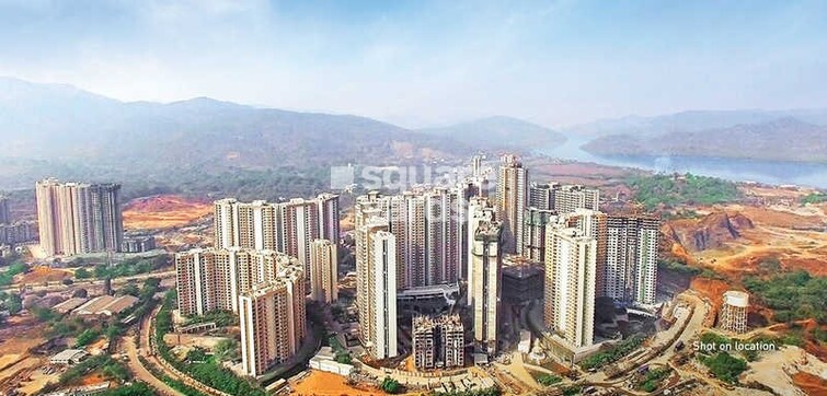 Lodha Splendora River View Tower View