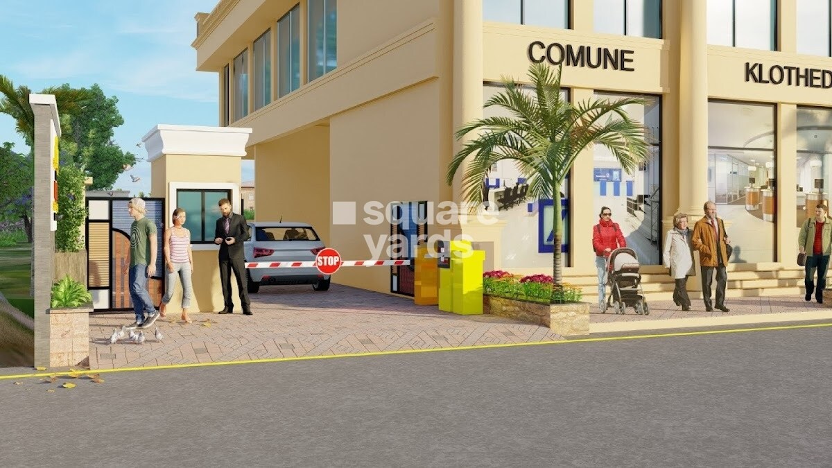 Nakshatra Metro Majestic Entrance View 1