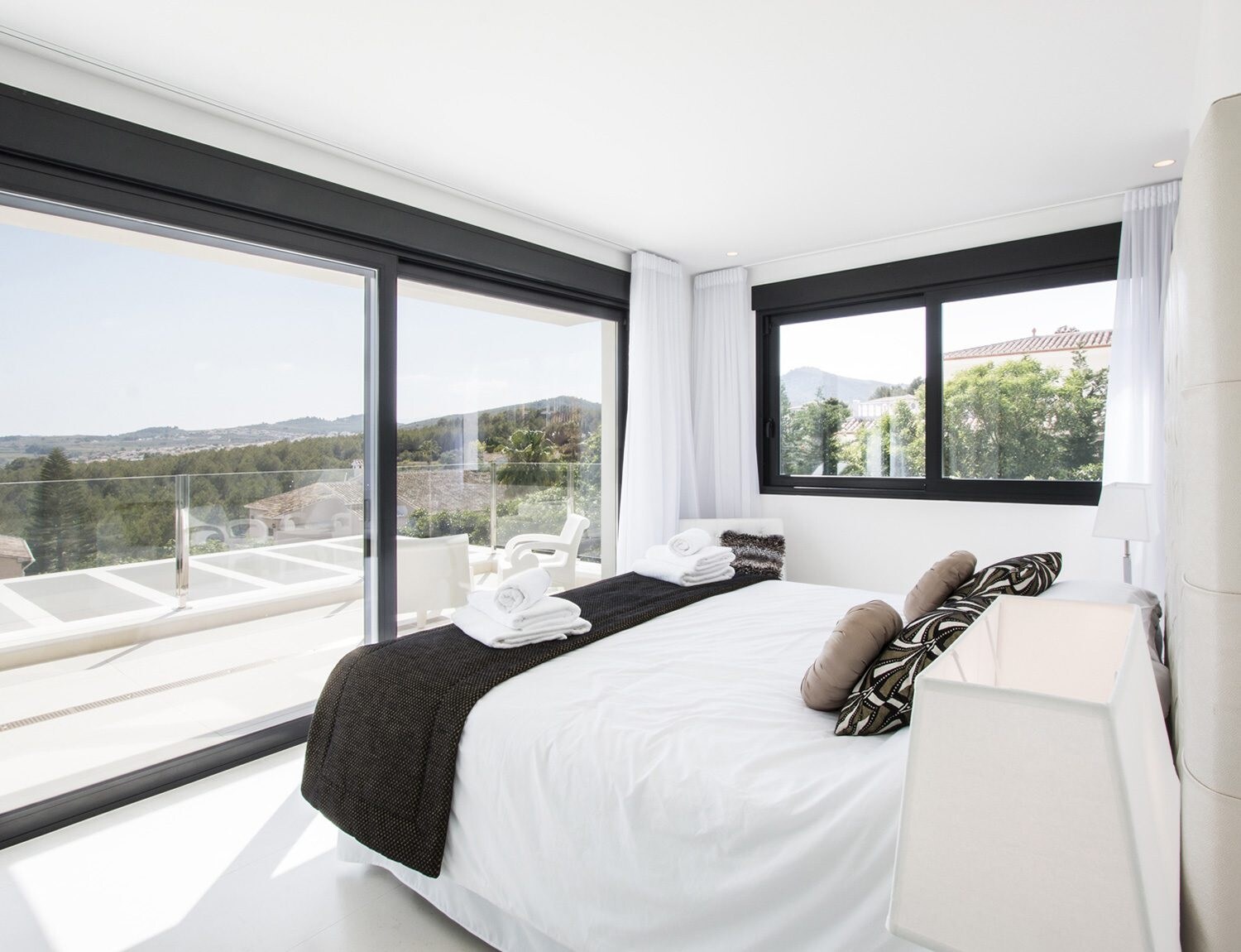 Phoenix Tanishq Apartment Interiors 2