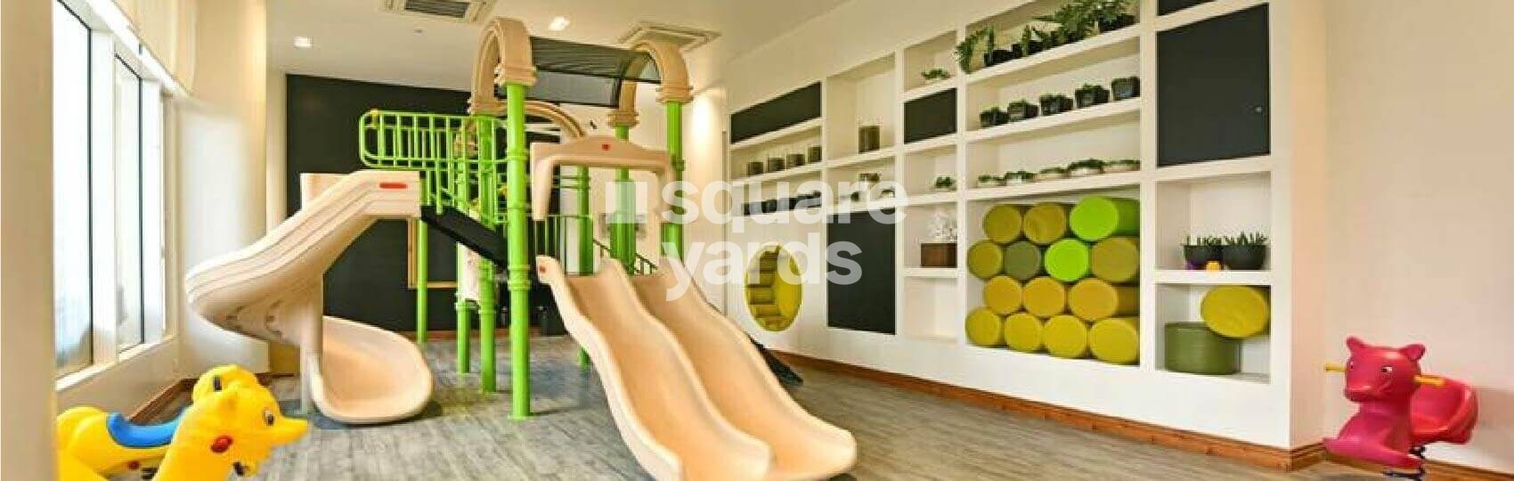 Rustomjee Urbania Azziano L Wing Amenities-Features