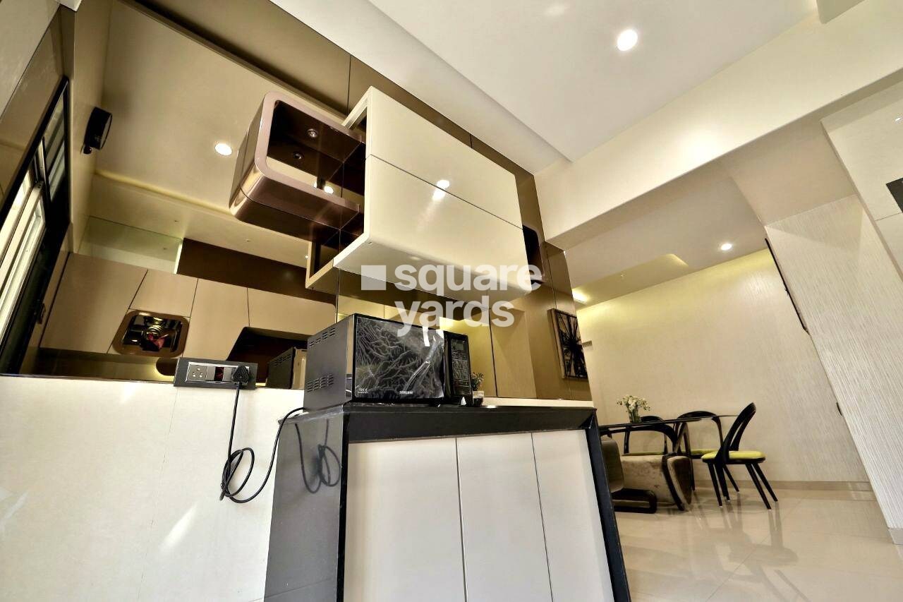 Unique Signature Mumbai Apartment Interiors 4