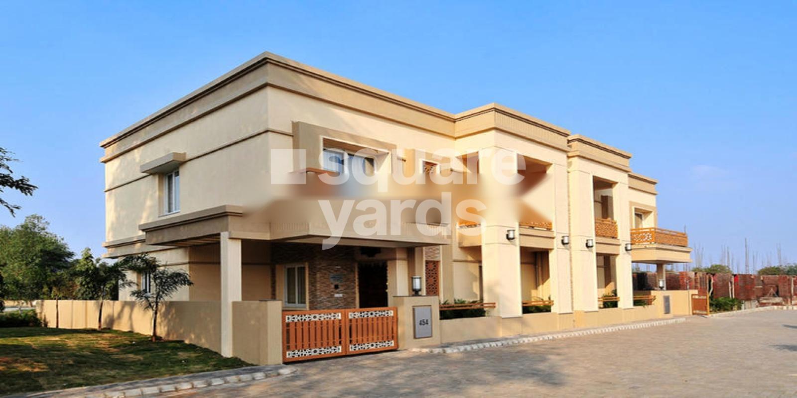 Casa Lakeside Featured Image