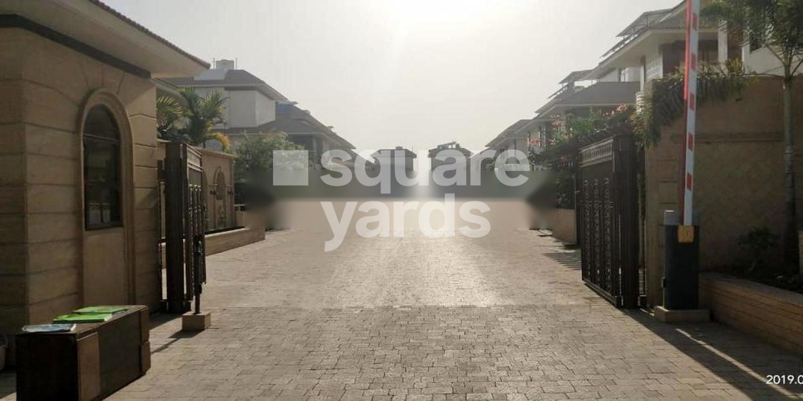 Nilamber Grandeur Featured Image