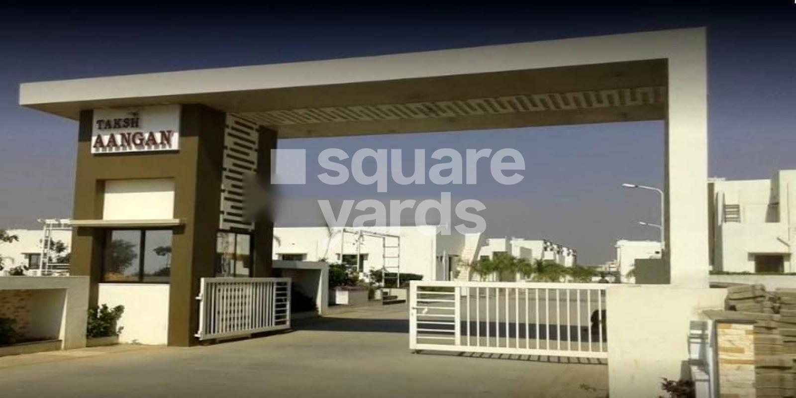 Taksh Aangan